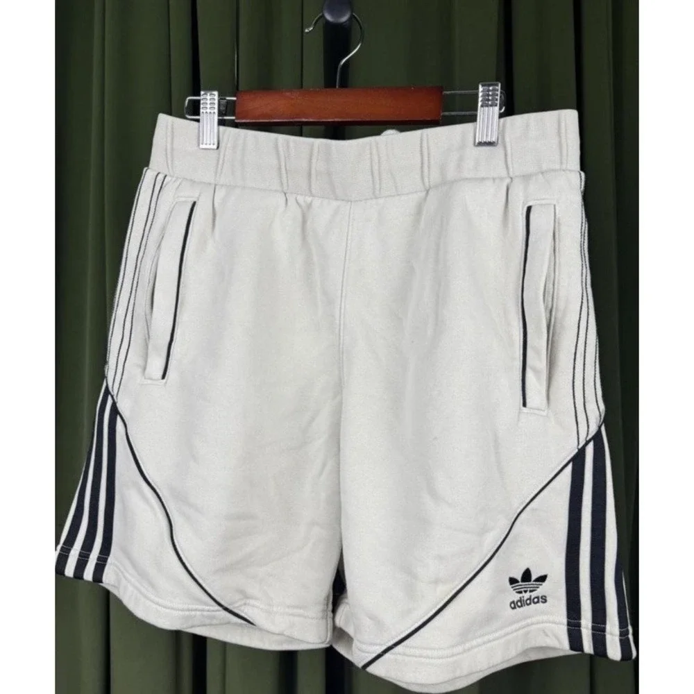 adidas Men's White/Black 3-Stripes Athletic Shorts M Drawstring Pockets